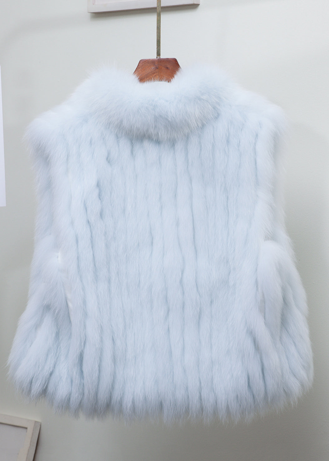 Fine Light Blue Stand Collar Leather and Fur Waistcoat Sleeveless