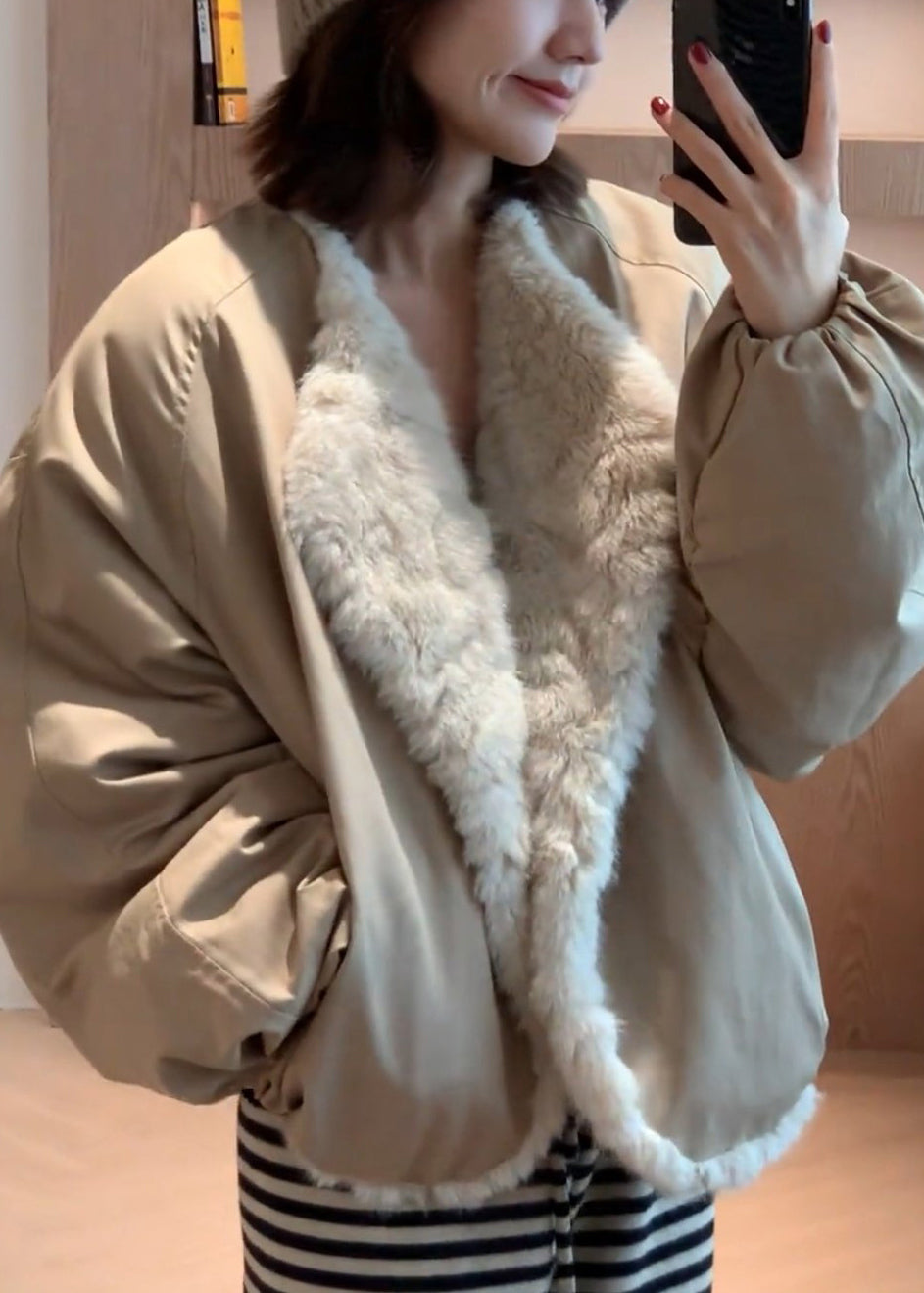 Loose Green Pockets Wear on Both Sides Fluffy Coats