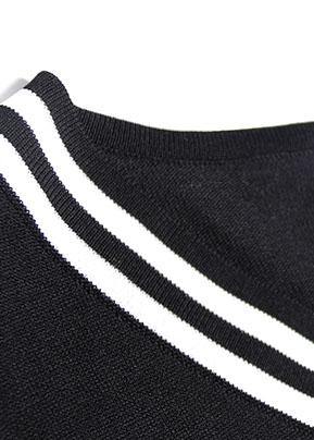 Vivid Black Cotton Tunics V Neck Traveling Ruffles Summer Dresses