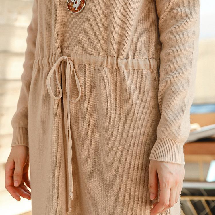 Boutique Beige Knit Loose Fitting V Neck Spring Dresses Fine Drawstring Long Knit Sweaters