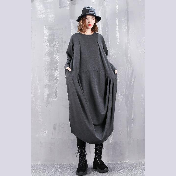 Gray Dresses O Neck Gown Fine Cinched Side Open Kaftans