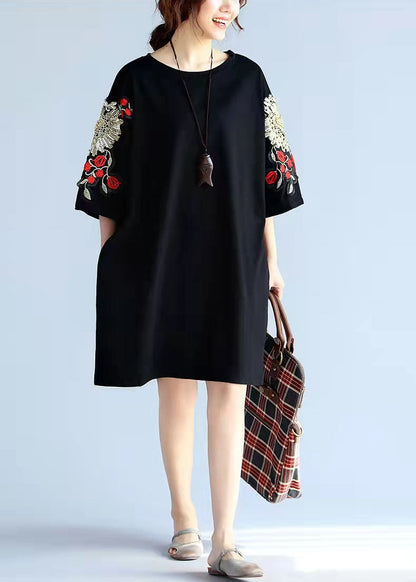Unique Stylish Black Embroidery Cotton Pullover Appliques Short Sleeve Mid Tops