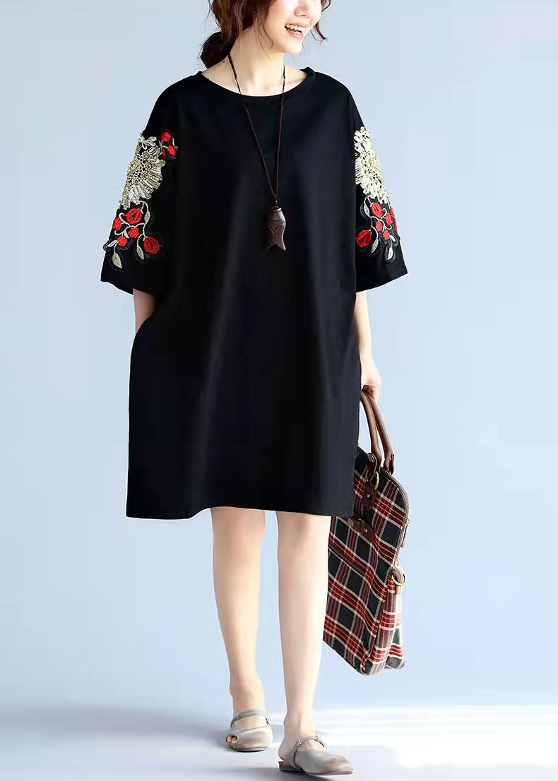 Unique Stylish Black Embroidery Cotton Pullover Appliques Short Sleeve Mid Tops
