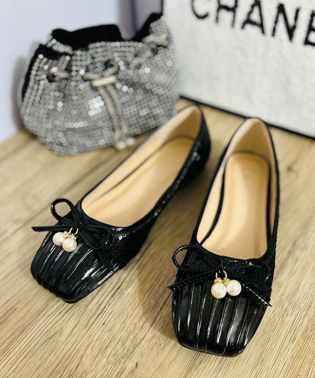 Pearl Bow Wrinkled Square Head Flats Shoes