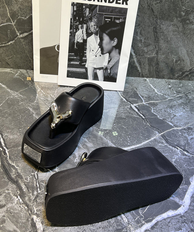 New Versatile Black Platform Flip Flops