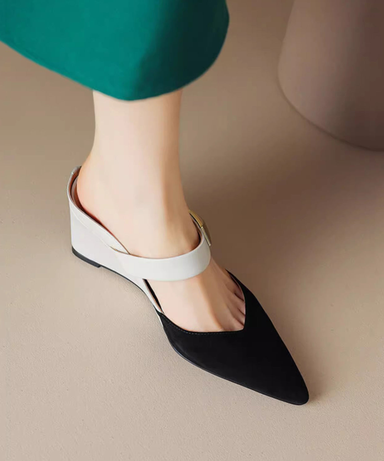 New Summer Apricot Pointed Rivet Wedge Heels Slide Sandals