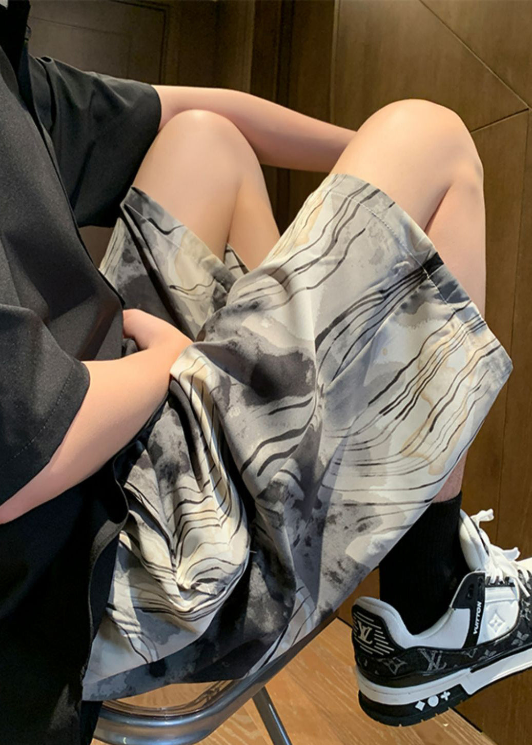 Art Grey Print Pockets Elastic Waist Ice Silk Summer Beach Shorts