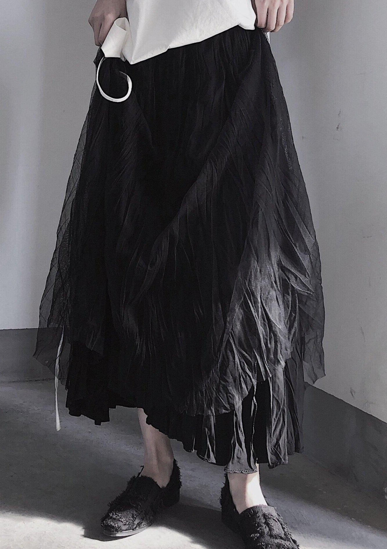 Black Pleated Double Layer Design With Elastic Waist Skirt on Both Sides