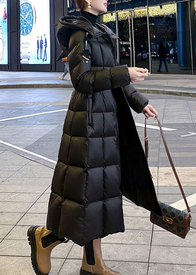 Black Hooded Pockets Slim Fit Fine Cotton Filled Parka Winter