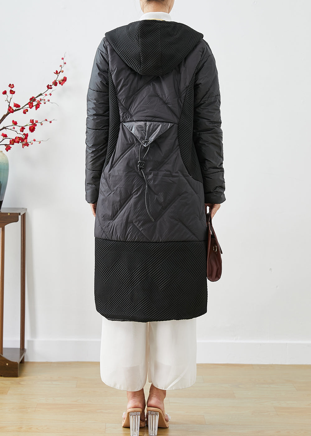 Boutique Black Hooded Patchwork Chinese Button Fine Cotton Filled Jacket in Winter