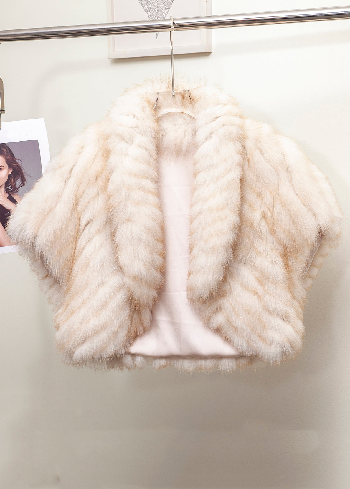 Boutique Coffee Peter Pan Collar Leather and Fur Short Coats Winter