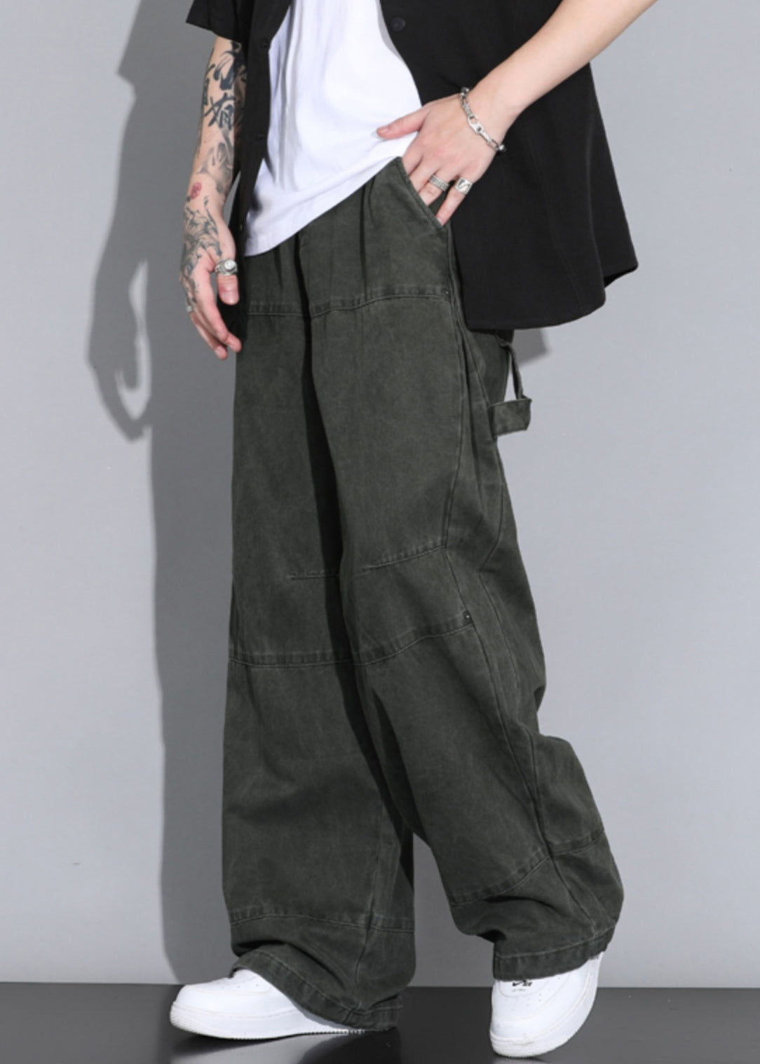 Army Green Button Pockets Elastic Waist Cotton Straight Pants Spring