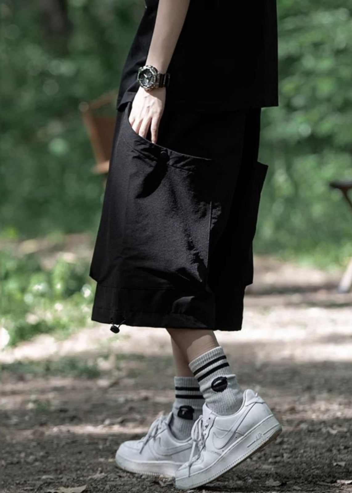 Black Elastic Waist Crop Pants