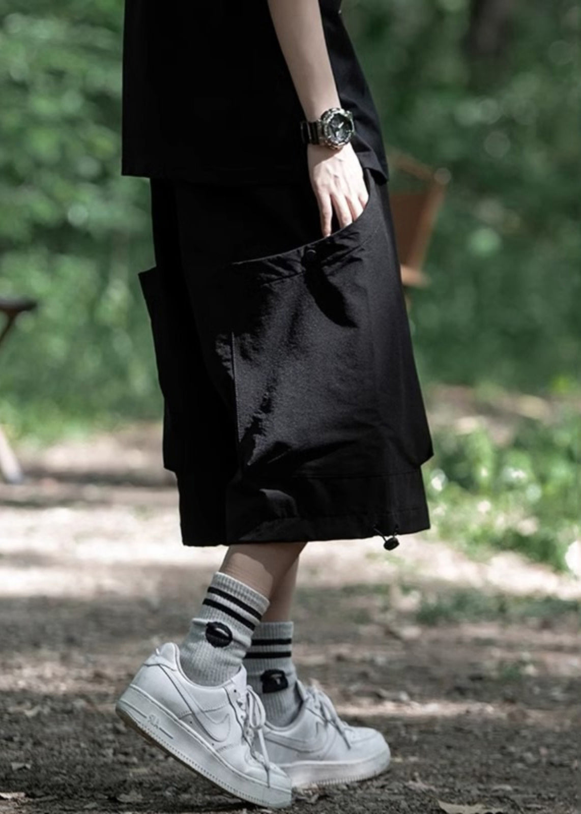 Black Elastic Waist Crop Pants