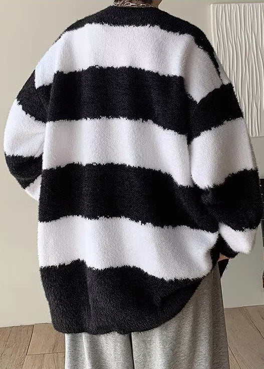 Black O Neck Striped Knit Sweater Winter