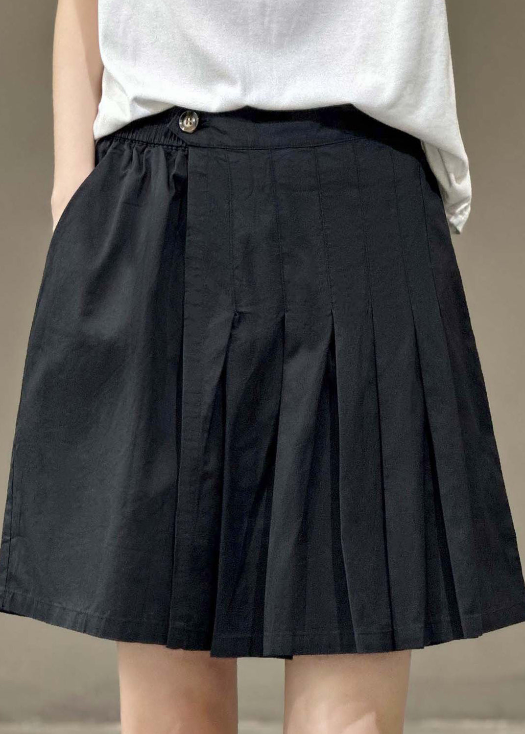 Versatile Green Elastic Waist Pleated Shorts Skirt Summer