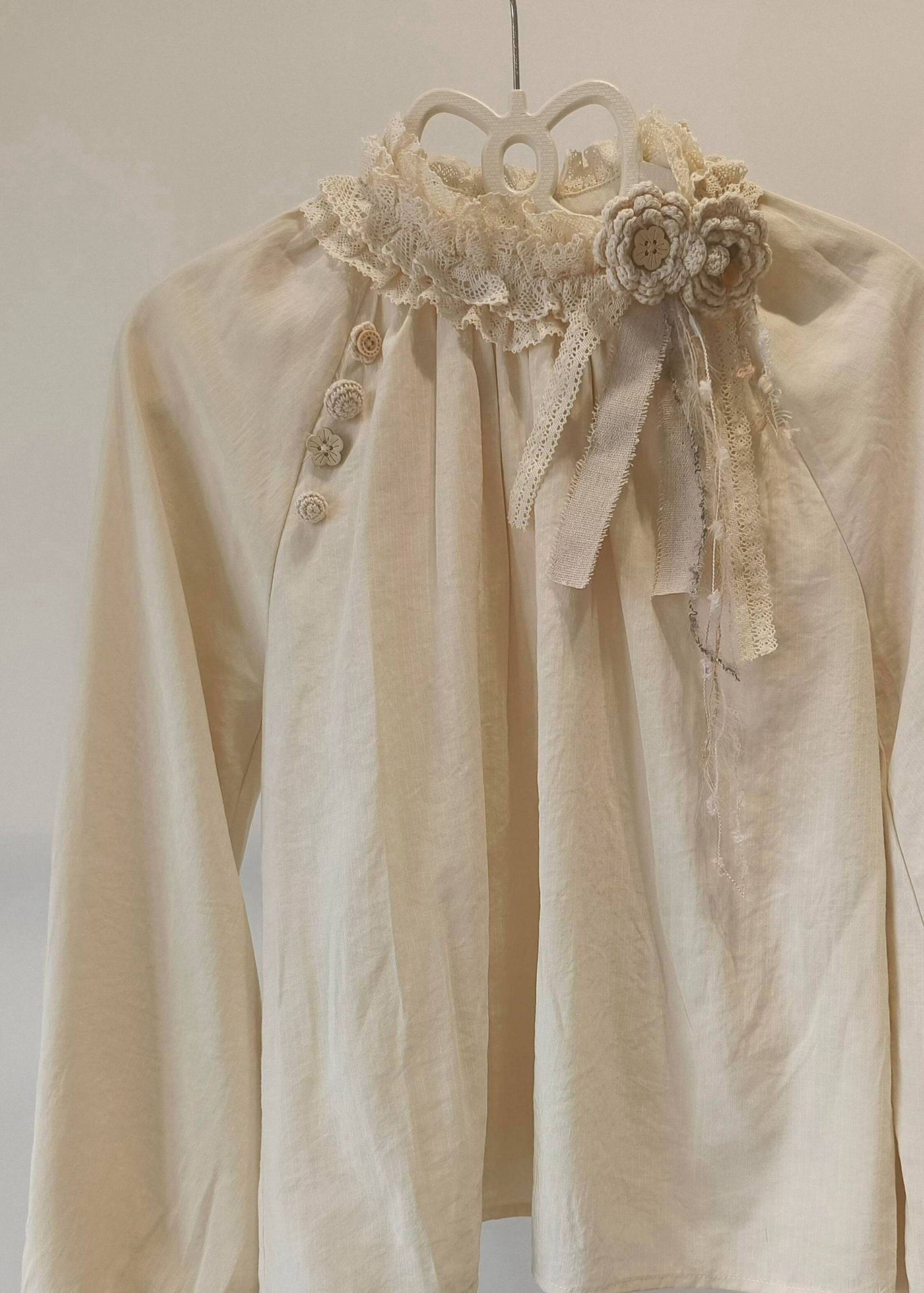 Chic Beige Floral Decorated Patchwork Lace Shirt Top Spring