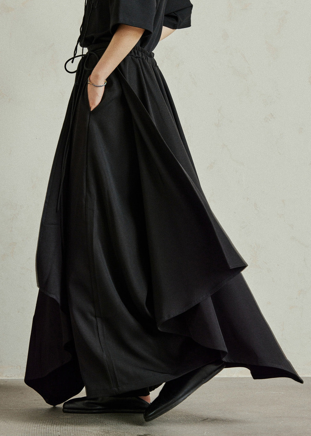 Black Asymmetrical Pockets Patchwork Elastic Waist Pants Skirt
