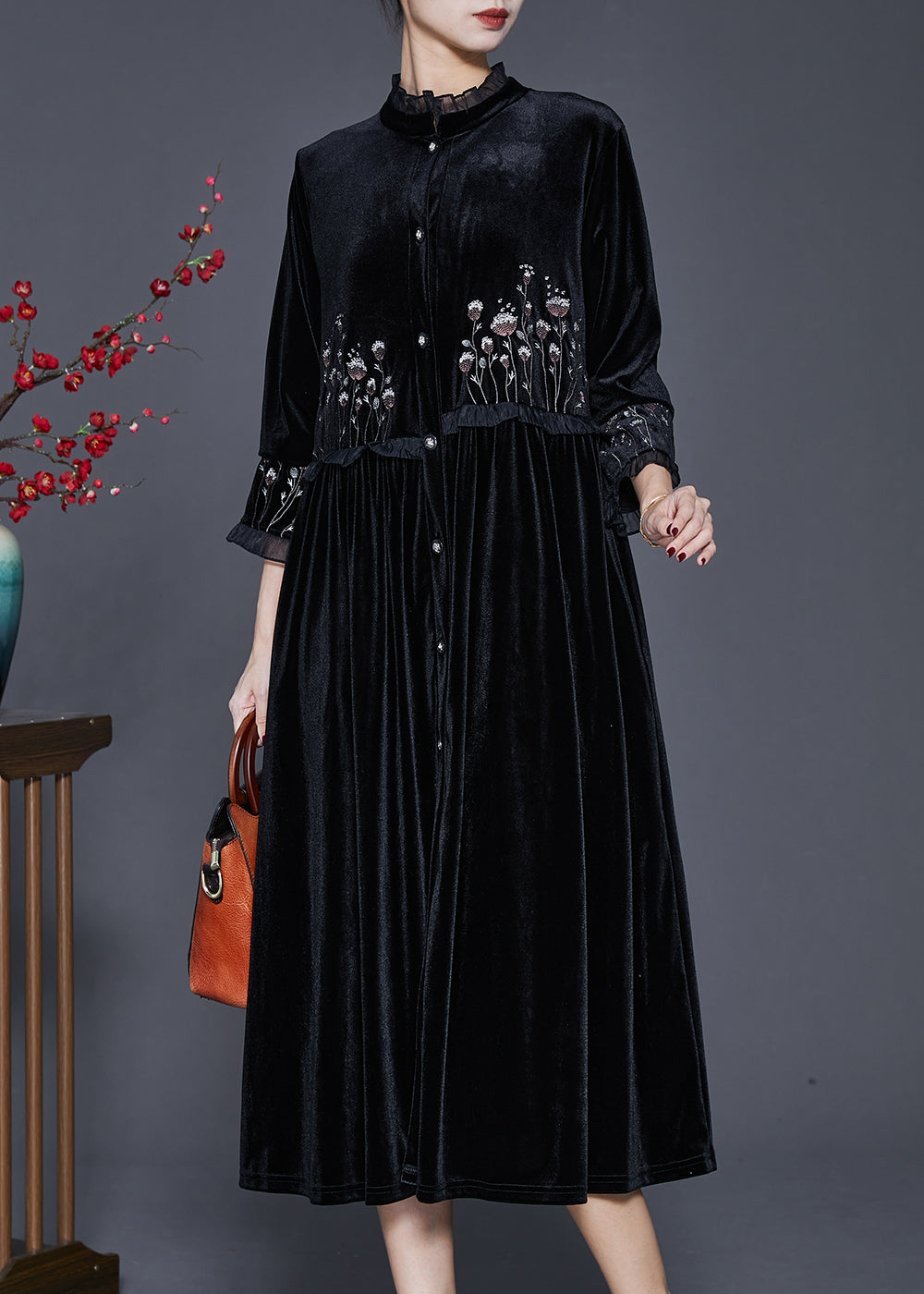 Black Embroidered Patchwork Ruffled Silk Velvet Dress Bracelet Sleeve