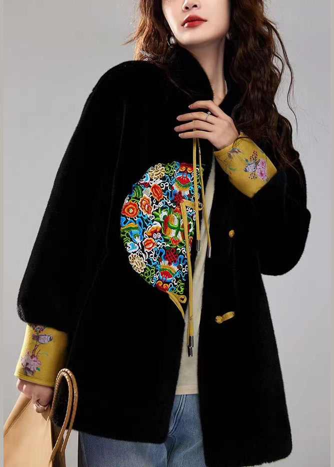 Chinese Style Black Tasseled Embroidered Leather and Fur Coats Spring