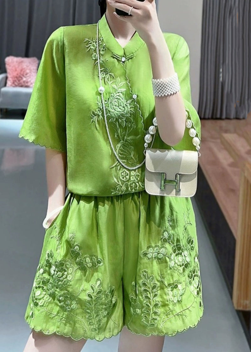 Chinese Style Green Stand Collar Embroidered Shirts and Shorts Two Piece Set Short Sleeve