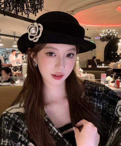 Classy Black Pearl Woolen Cloche Hat