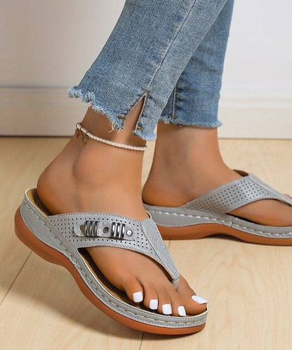 Comfy Grey Beach Flip Flops Faux Leather Splicing Rivet