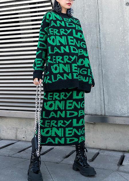 Cozy Winter Green Prints Knit Sweat Tops and Elastic Waist Skirt Two Pieces