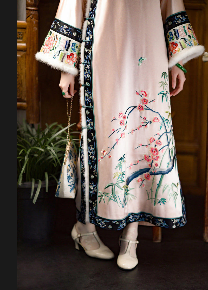 O-neck Embroideried Thick Silk Cheongsam Long Sleeve