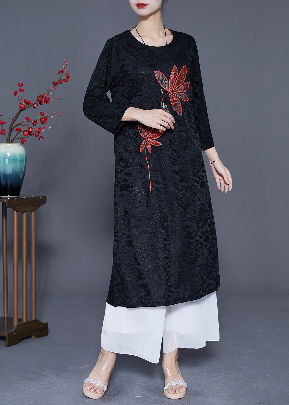 Black Embroideried Jacquard Silk Dress Bracelet Sleeve