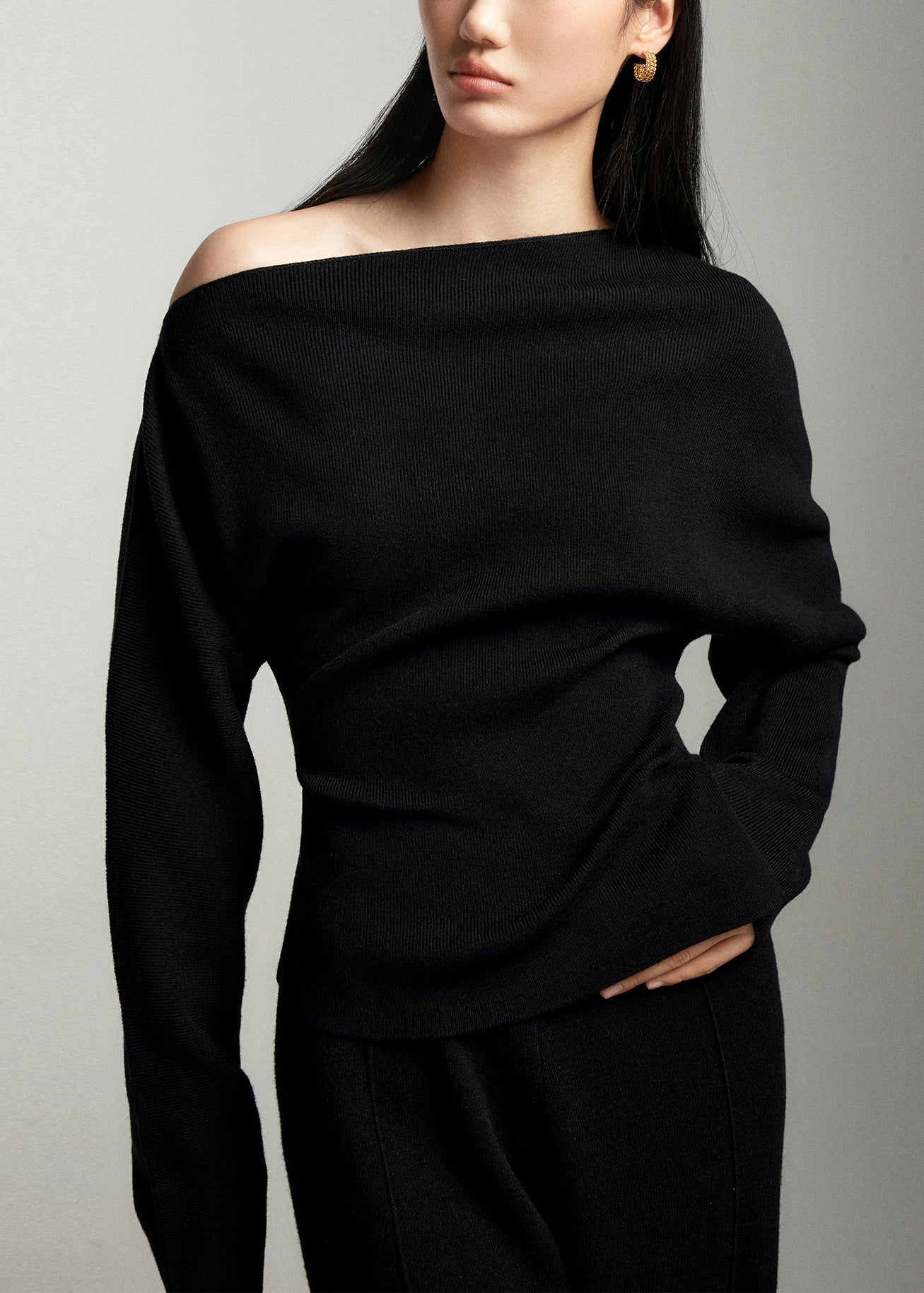 Black Slash Neck Woolen Sweaters Batwing Sleeve