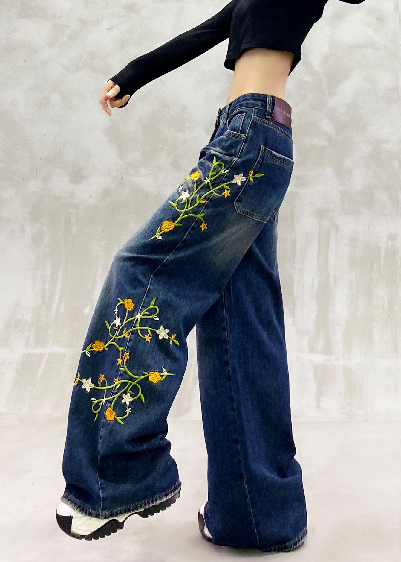 Blue Embroidered Pockets Patchwork Denim Pants Spring