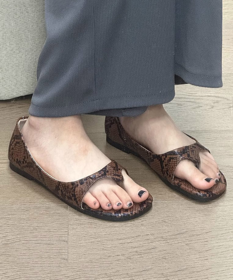 New Leopard Faux Leather Thong Sandals