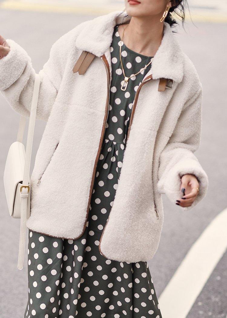 White Wool Coat for Woman Loose Fitting Coats Zippered Lapel Jackets