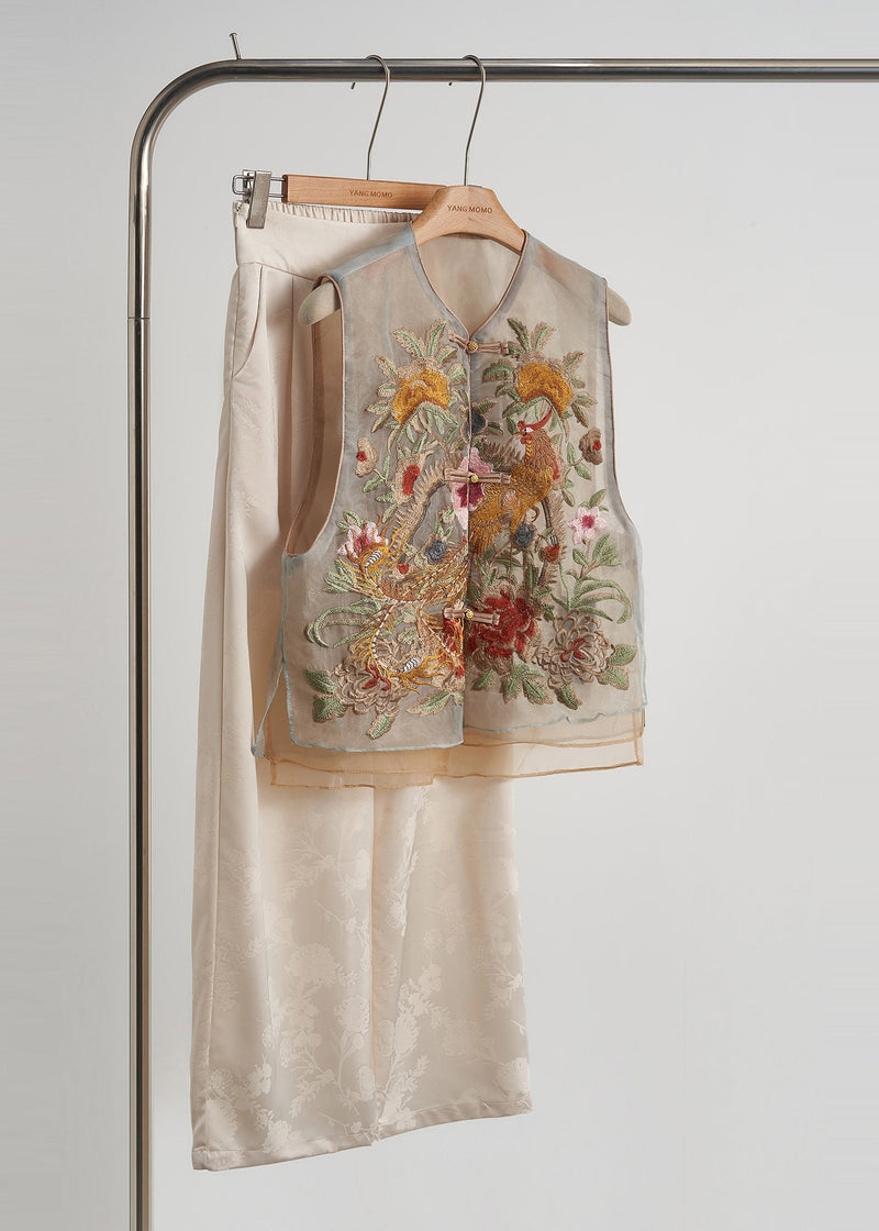Fine Apricot Embroidered Chinese Button Silk Top Sleeveless