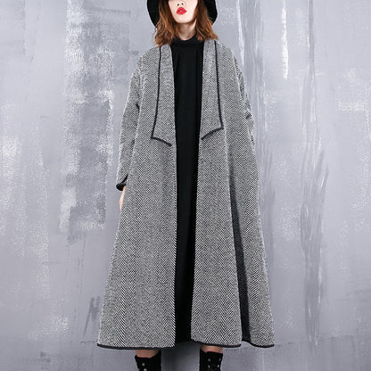 Fine Black Striped Coats Turn-down Collar Outwear Fine Pockets Long Coats