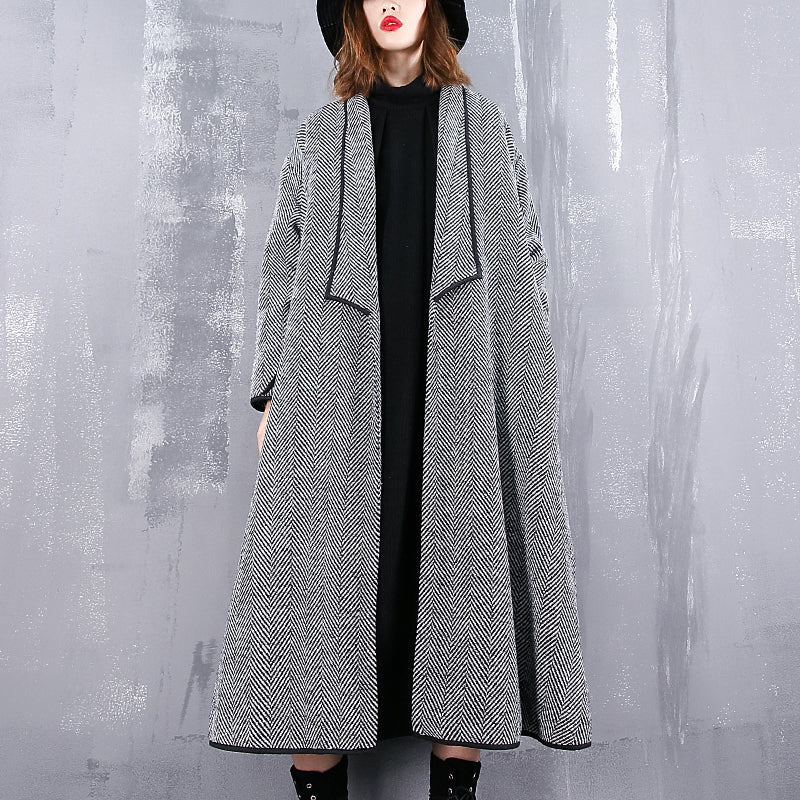 Fine Black Striped Coats Turn-down Collar Outwear Fine Pockets Long Coats