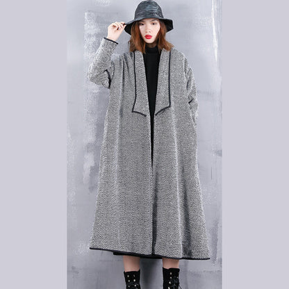 Fine Black Striped Coats Turn-down Collar Outwear Fine Pockets Long Coats