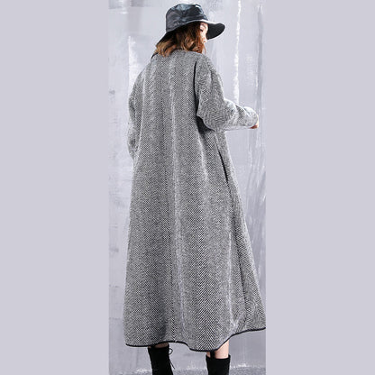Fine Black Striped Coats Turn-down Collar Outwear Fine Pockets Long Coats