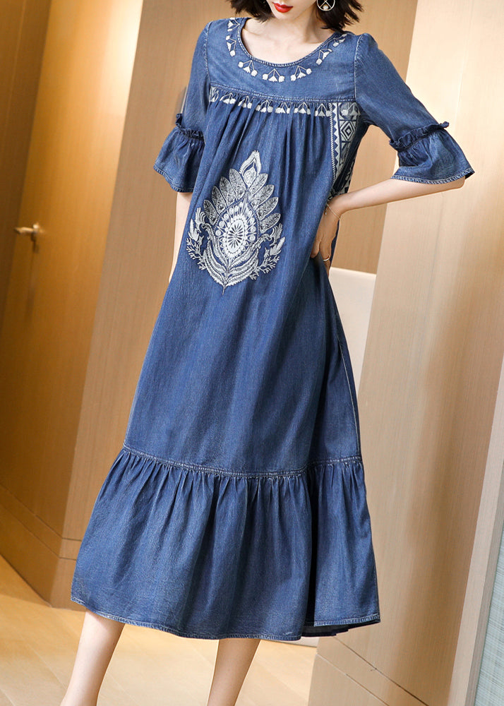 Fitted Blue O-neck Wrinkled Embroideried Cotton Denim Dress Short Sleeve