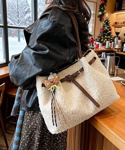 Handmade White Durable Pendant Wool Shoulder Bags