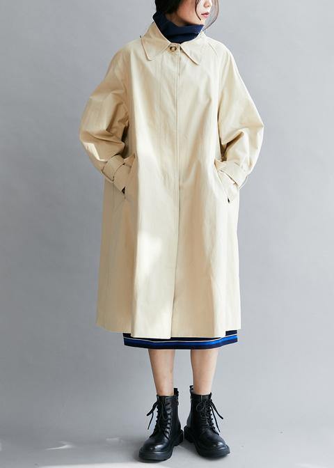 Italian Lapel Pockets Fall Coat for Woman Beige Short Outwear