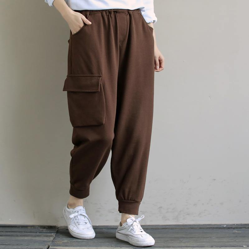 Loose Chocolate Literature and Art Versatile Capris
