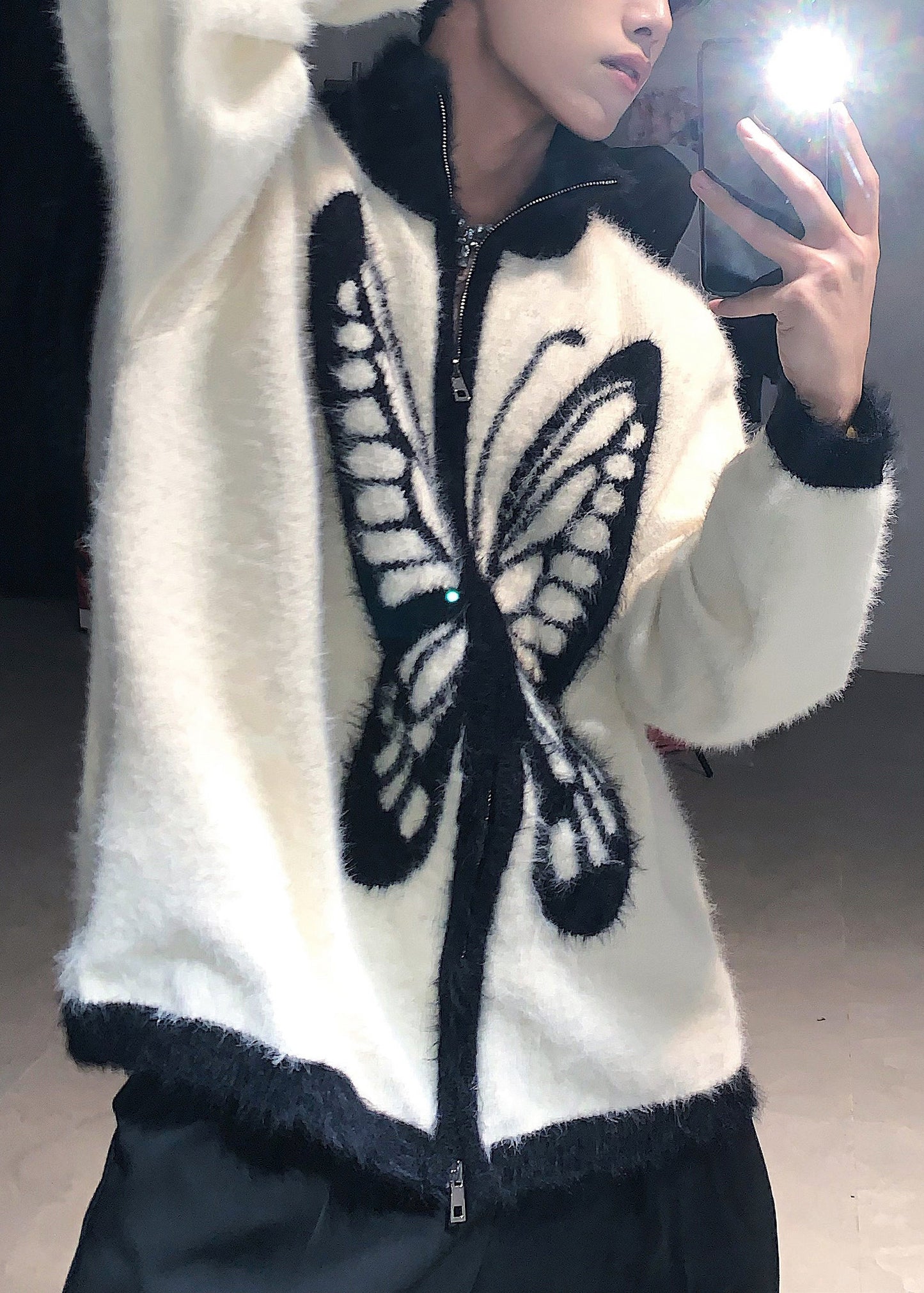 Loose White Stand Collar Zip Up Butterfly Knit Coat Fall