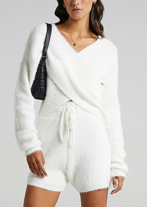Loose White V Neck Sweaters and Elastic Waist Shorts Knit Two Pieces Set Spring