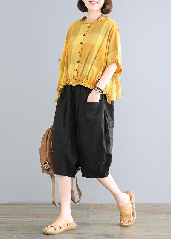 Loose Linen Pattern Agaric Lace Plaid T-shirt and Black Pants