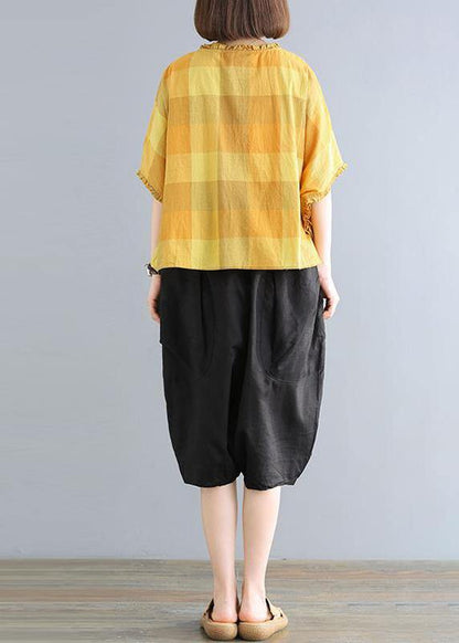 Loose Linen Pattern Agaric Lace Plaid T-shirt and Black Pants