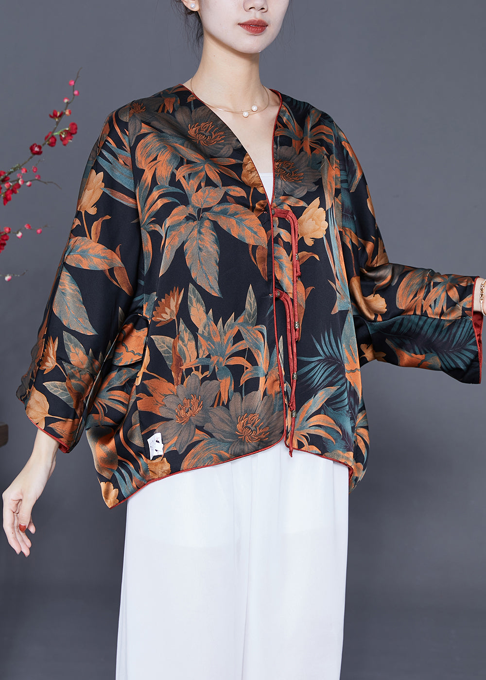 Modern Black Oversized Print Wear on Both Sides Silk Cardigans Spring