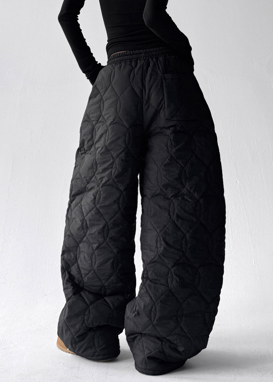 Modern Black Pockets Elastic Waist Cotton Filled Pants Winter