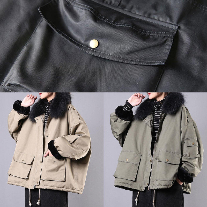 New Loose Fitting Snow Jackets Pockets Winter Coats Khaki Faux Fur Collar Outfit